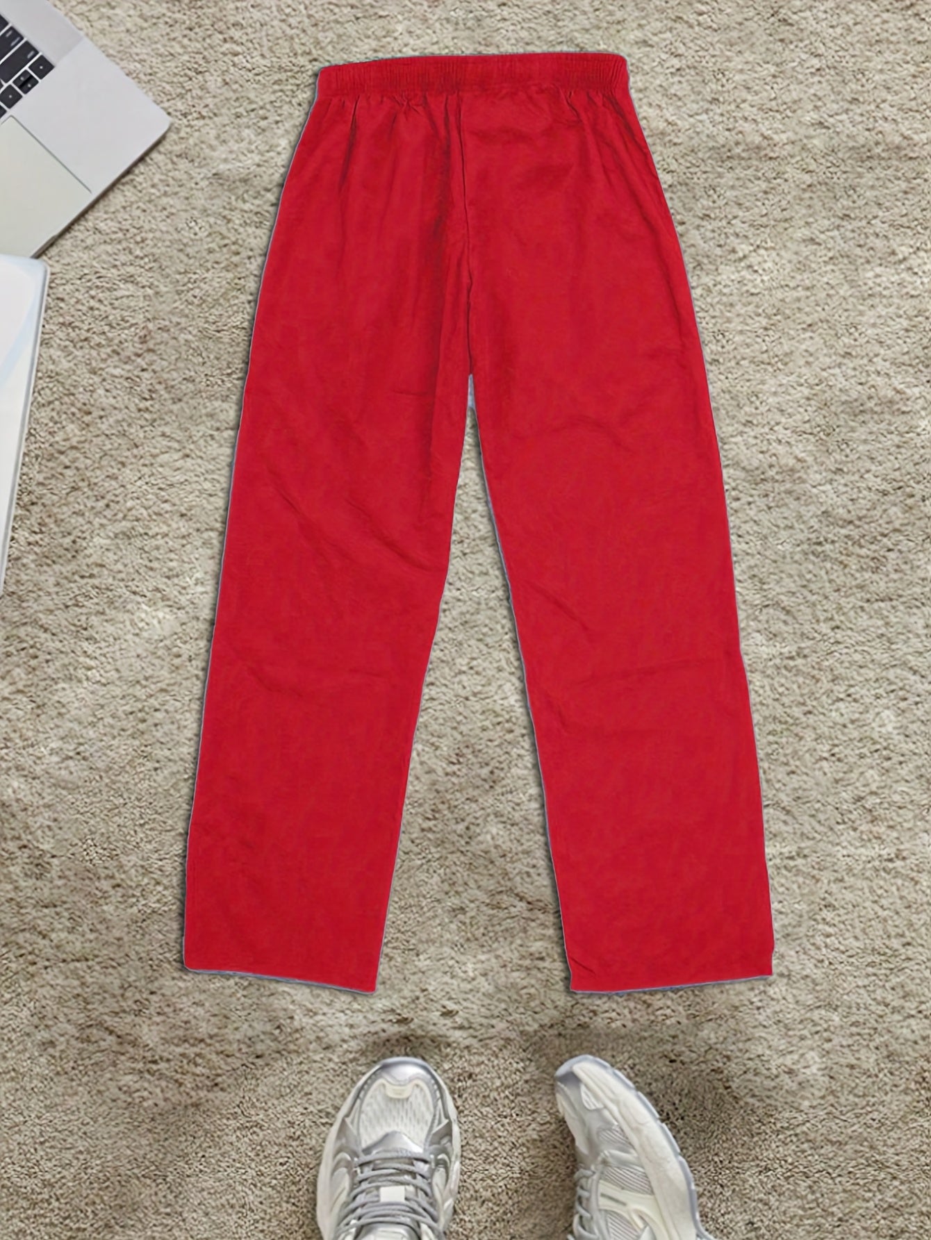 Joggers athlétiques légers pour hommes - Vert vibrant à rayures blanches, imprimé "JEUNE", coupe ample, taille à cordon de serrage, parfait pour la salle de sport, les vêtements décontractés ou le cadeau pour la famille et les amis, pantalon