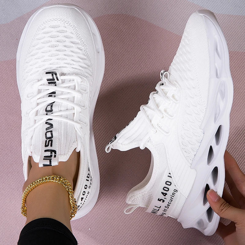 Femmes chaussures de Sport mode plate-forme baskets dames printemps hiver chaussures plates chaussures de course pour femme grande taille 43