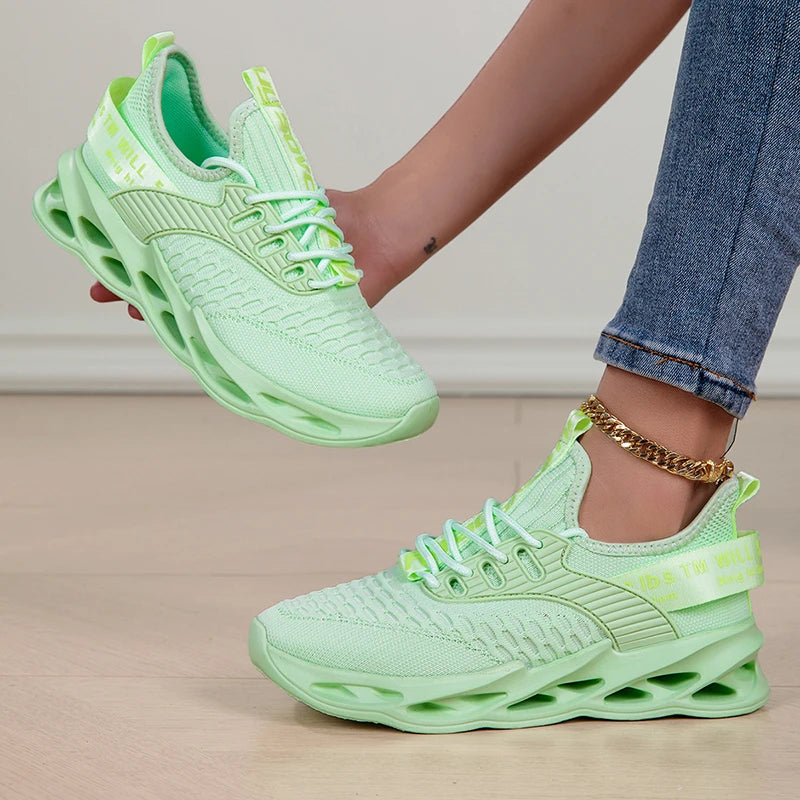 Femmes chaussures de Sport mode plate-forme baskets dames printemps hiver chaussures plates chaussures de course pour femme grande taille 43