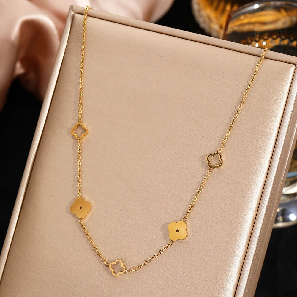 Collier trèfle à quatre feuilles en acier inoxydable pour femmes, Design creux porte-bonheur, chaîne de clavicule Simple à la mode, bijoux cadeaux