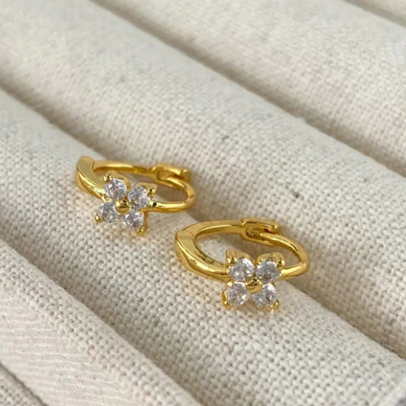 Colliers en acier inoxydable et Zircon pour femmes, plaqué or 18 carats, chaîne à quatre feuilles d'herbe, bijoux de luxe, cadeau, nouvelle collection