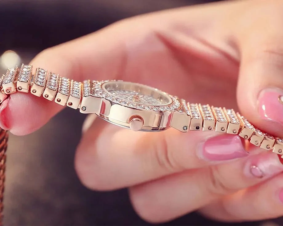 Montre Lencensa - Quartz Dorée Femme de Luxe, Élégance Intemporelle