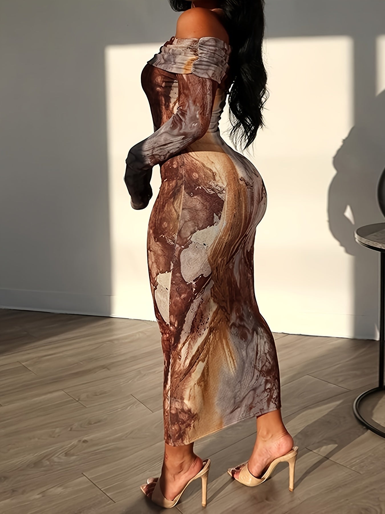 Lencensa - Robe Bodycon Épaules Nues Motif Marbré