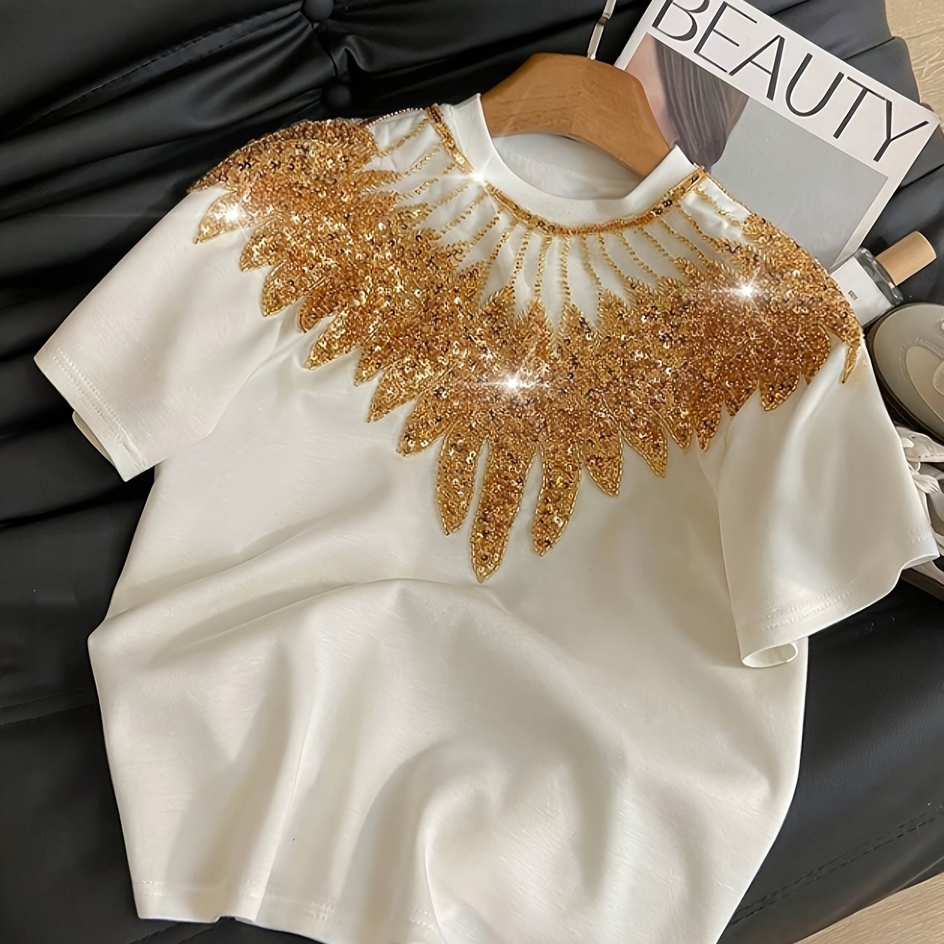 T-Shirt Ailes Dorées Lencensa - Top Blanc Sequins 3D Été Femme