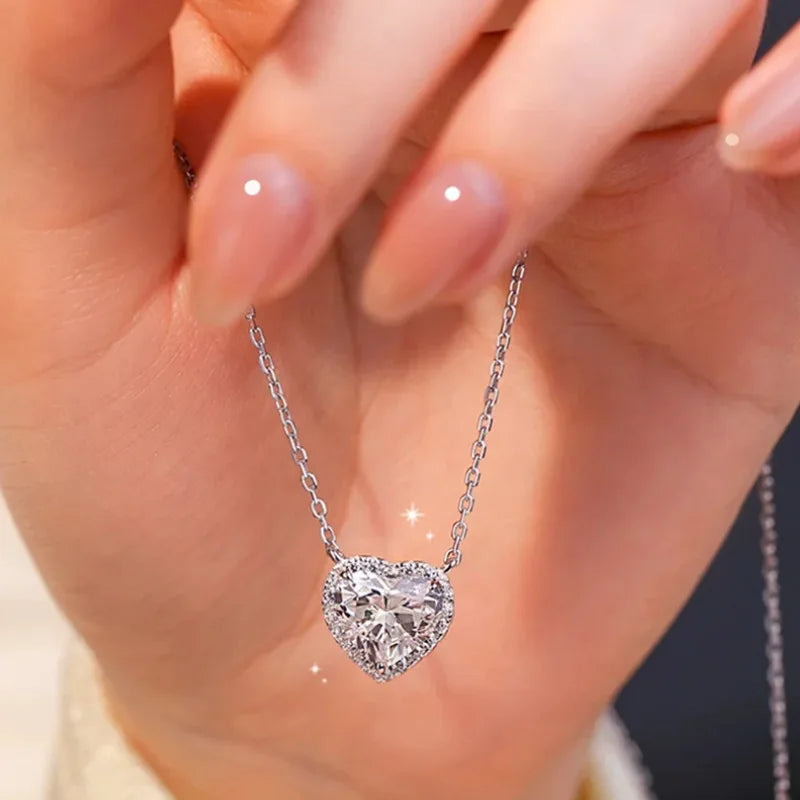 Collier Couronne Moissanite VVS1 - Argent Sterling 925 Certifié