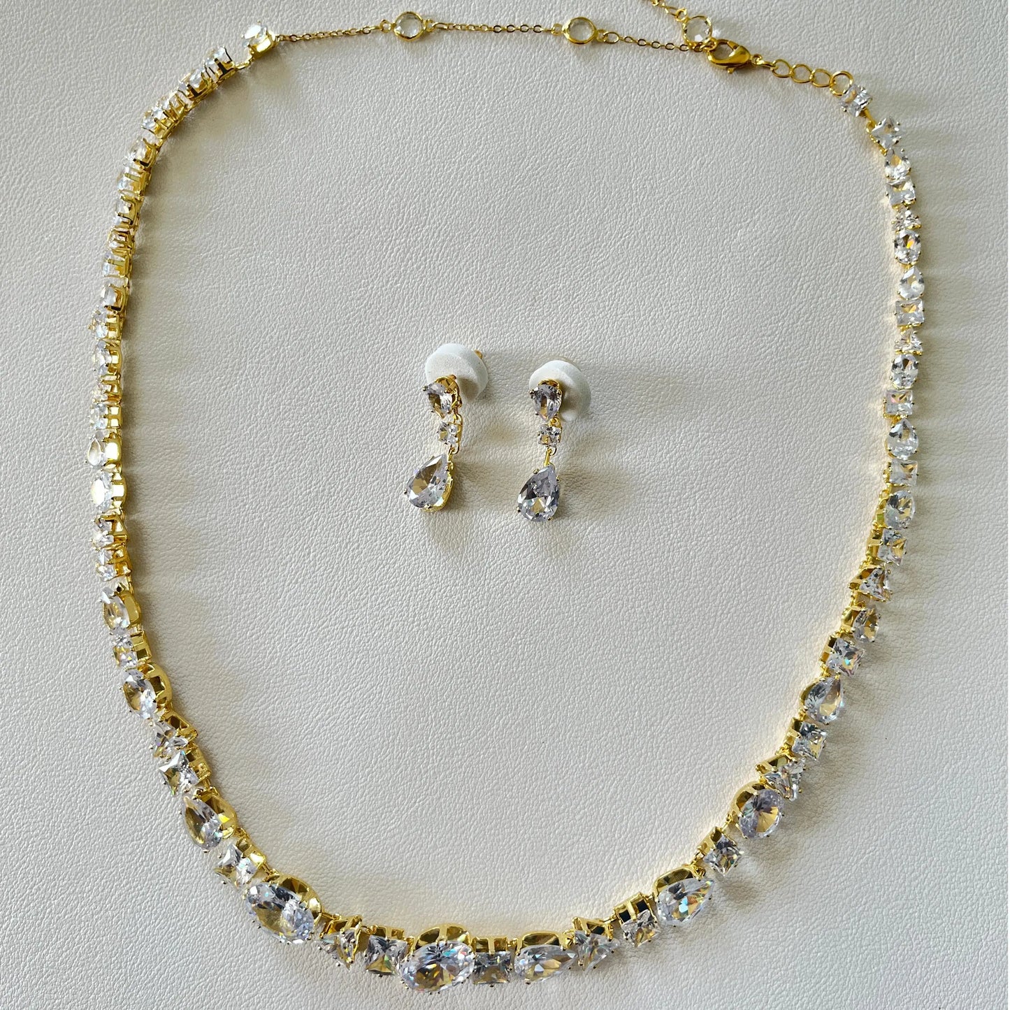 Ensemble Bijoux Mariée Zircon V - Collier et Boucles d'Oreilles Cristal