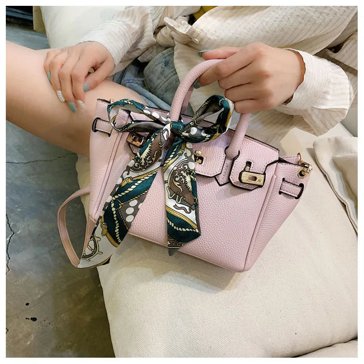 Sac Birkin imprimé écharpe 2025 pour femmes, sac à main à bandoulière en relief à ailes, fourre-tout de luxe à poignée supérieure avec serrure, sac à bandoulière élégant - Lencensa 