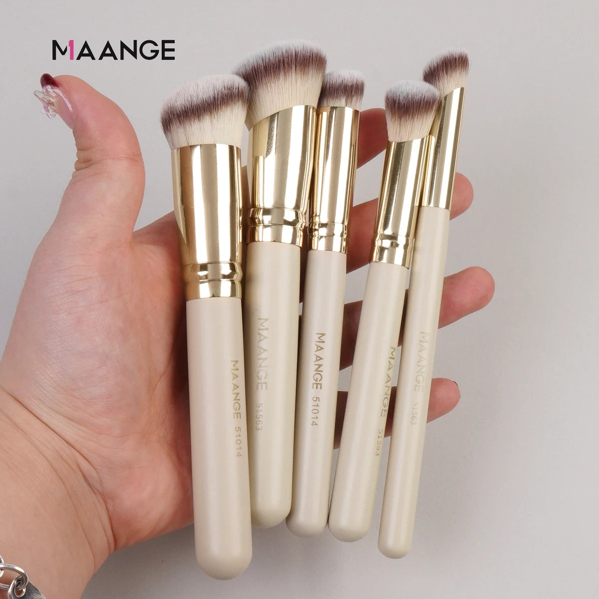 MAANGE 5 pièces pinceaux de maquillage poudre fard à joues brosse fond de teint pinceau de maquillage pinceau de Contour Portable pour voyage cadeau de saint valentin