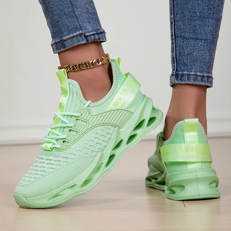 Femmes chaussures de Sport mode plate-forme baskets dames printemps hiver chaussures plates chaussures de course pour femme grande taille 43