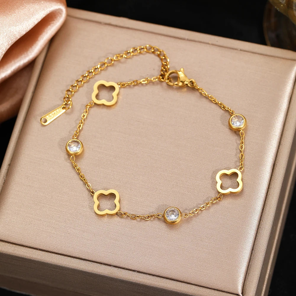Bracelet porte-bonheur en acier inoxydable, trèfle creux en cristal et zircone, Design Simple et généreux, bijoux de poignet pour femmes, usage quotidien