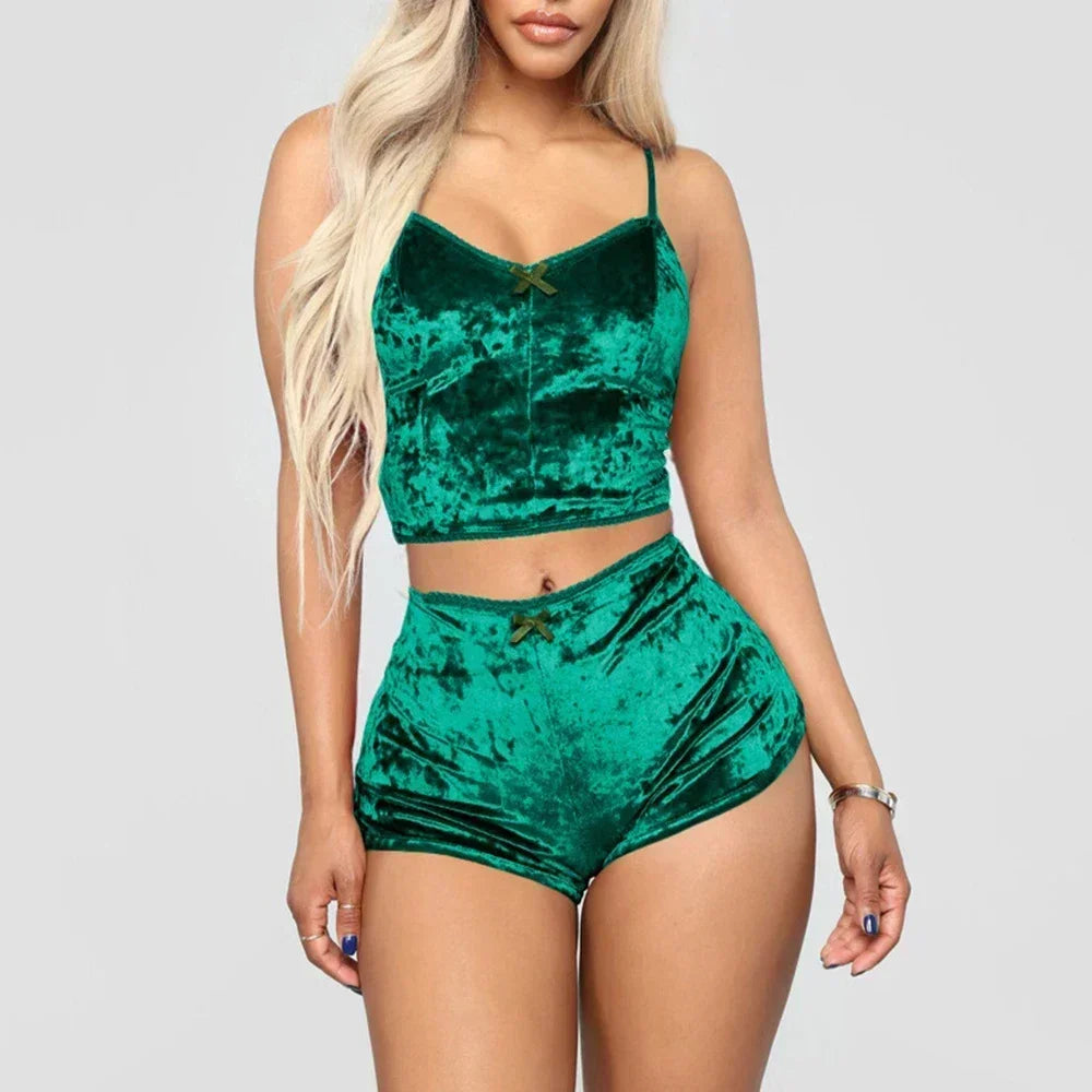 Sous-vêtements confortables en velours et Polyester pour femmes, camisole + short, ensemble pyjama, vêtements de maison, haut sans manches et short