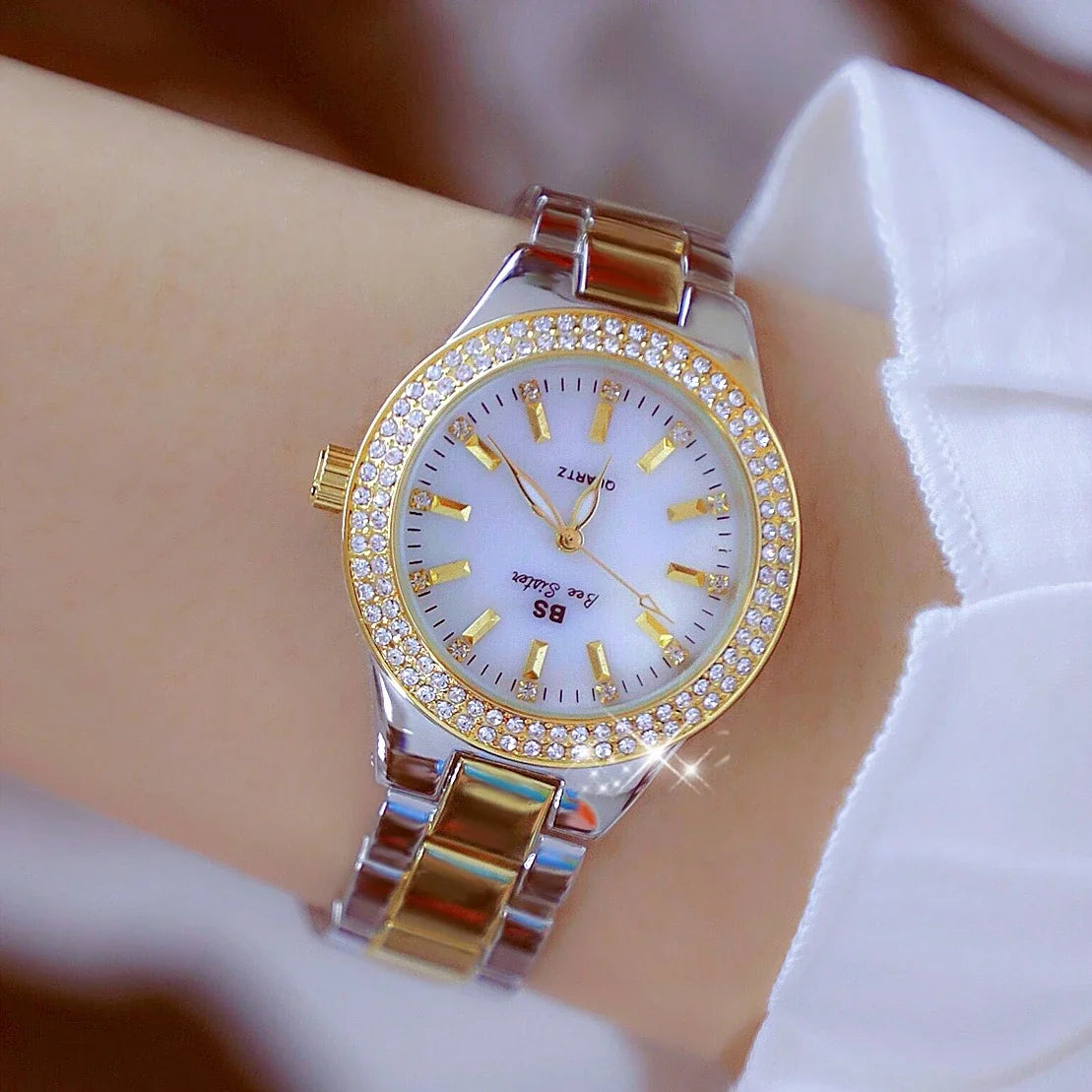 Mode dames montres robe or Montre femmes cristal diamant montres en acier inoxydable argent horloge femmes Montre Femme