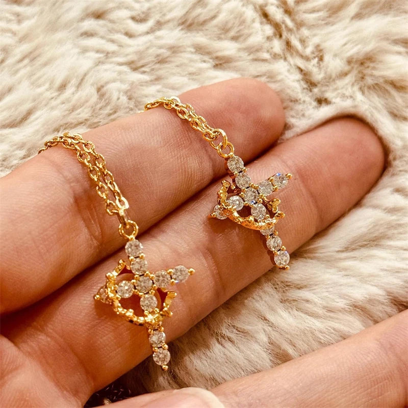 Chaîne en acier inoxydable, pendentif croix en cuivre pour femmes, collier de luxe en Zircon, couronne rotative, bijoux, livraison directe