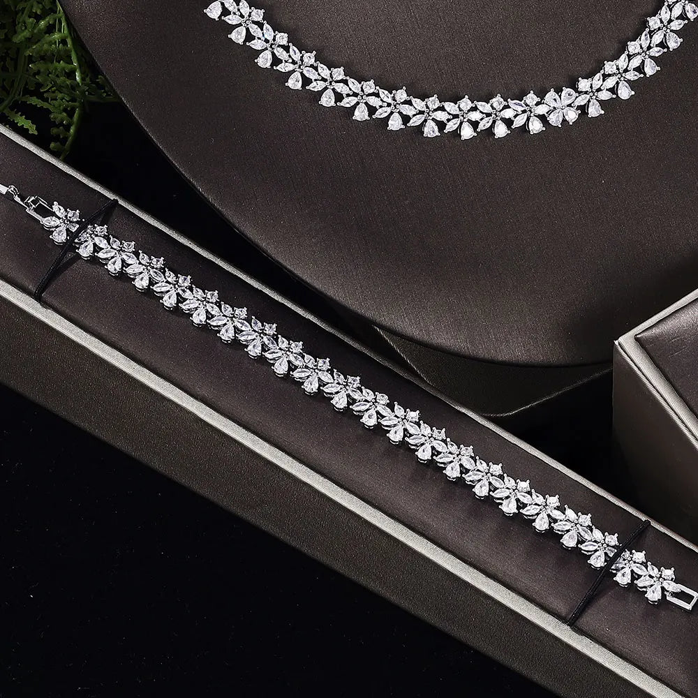 Ensemble de bijoux de mariée en zircone cubique, ensemble de quatre pièces de luxe pour fête de mariage en cristal de dubaï, offre spéciale en asie centrale, nouvelle collection 2023