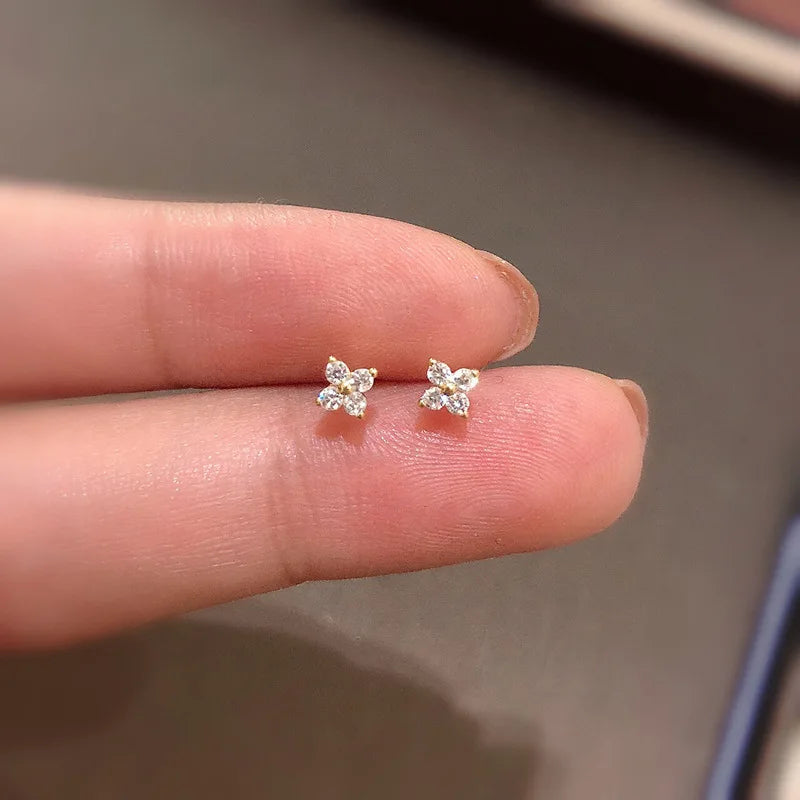 Colliers en acier inoxydable et Zircon pour femmes, plaqué or 18 carats, chaîne à quatre feuilles d'herbe, bijoux de luxe, cadeau, nouvelle collection