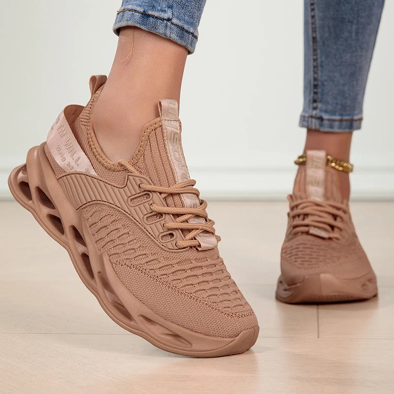 Femmes chaussures de Sport mode plate-forme baskets dames printemps hiver chaussures plates chaussures de course pour femme grande taille 43