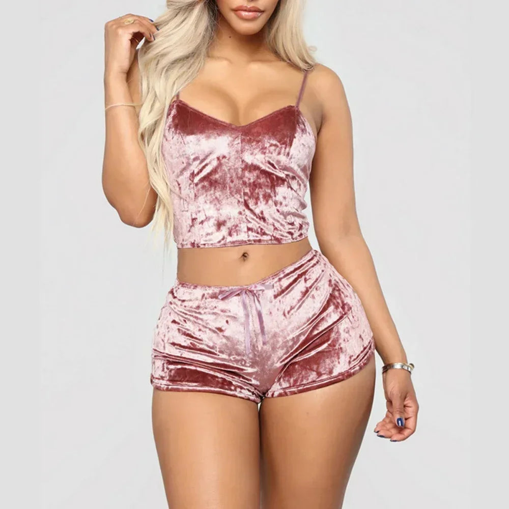 Sous-vêtements confortables en velours et Polyester pour femmes, camisole + short, ensemble pyjama, vêtements de maison, haut sans manches et short