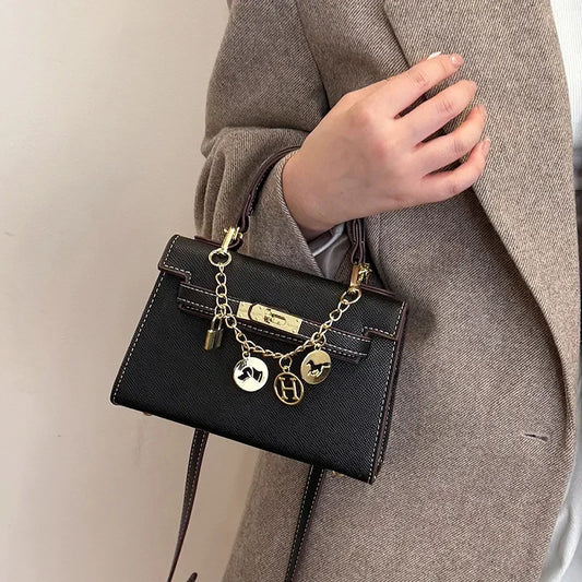 2025 Sac fourre-tout en cuir de luxe pour femme – Sac à main à bandoulière minimaliste, sac de travail de qualité supérieure pour petits lots et essentiels de bureau