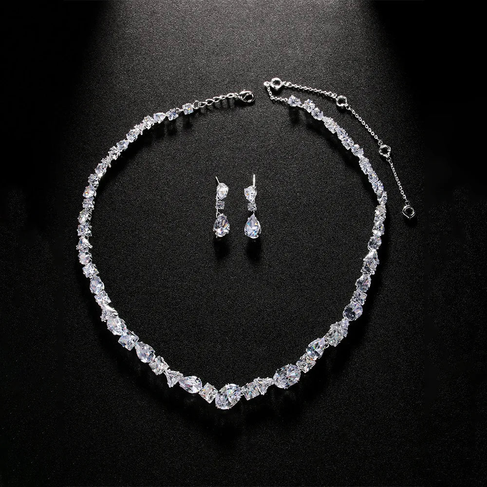 Ensemble Bijoux Mariée Zircon V - Collier et Boucles d'Oreilles Cristal