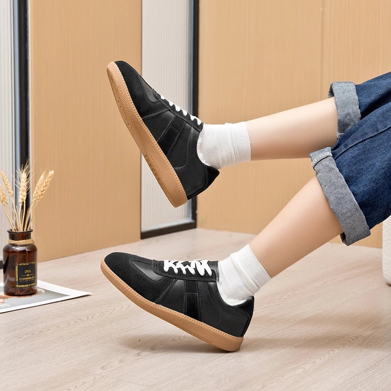 Baskets Femme en Cuir Véritable - Chaussures Décontractées Printemps 2025