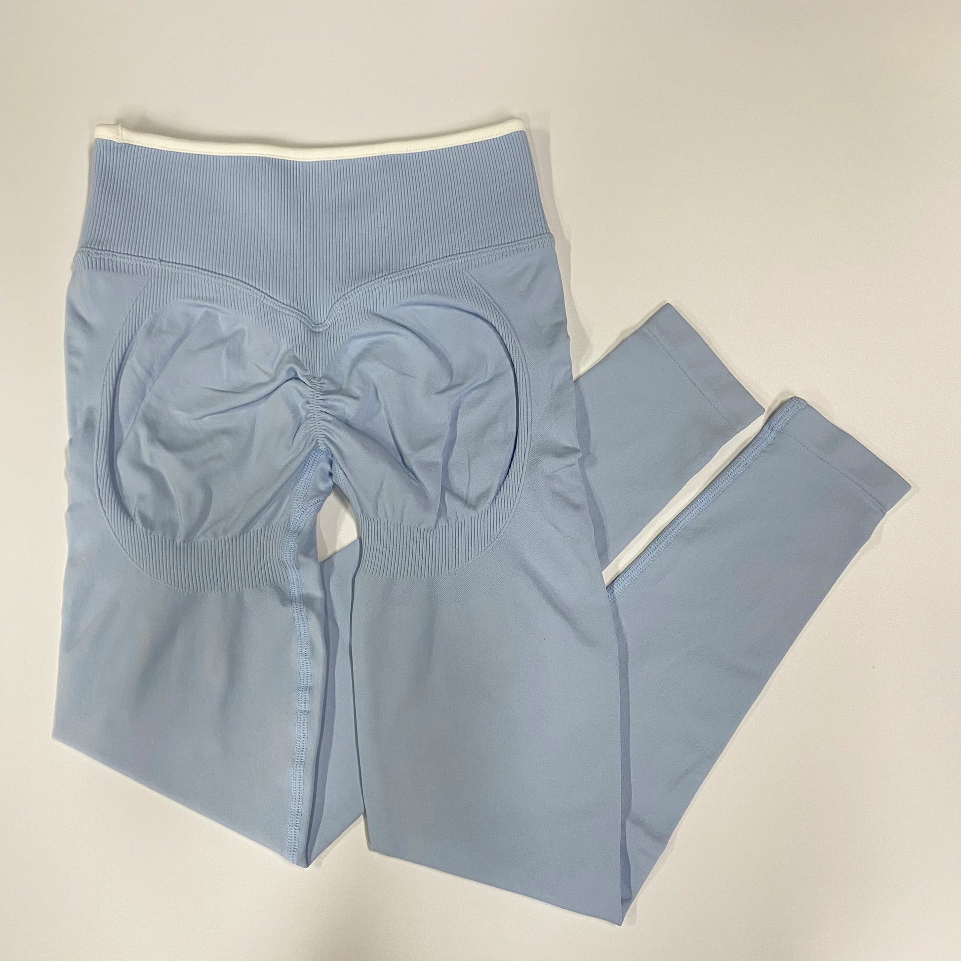 Ensemble Yoga Femme Seamless - Legging + Brassière Anti-Choc Bretelles Croisées - Lencensa 