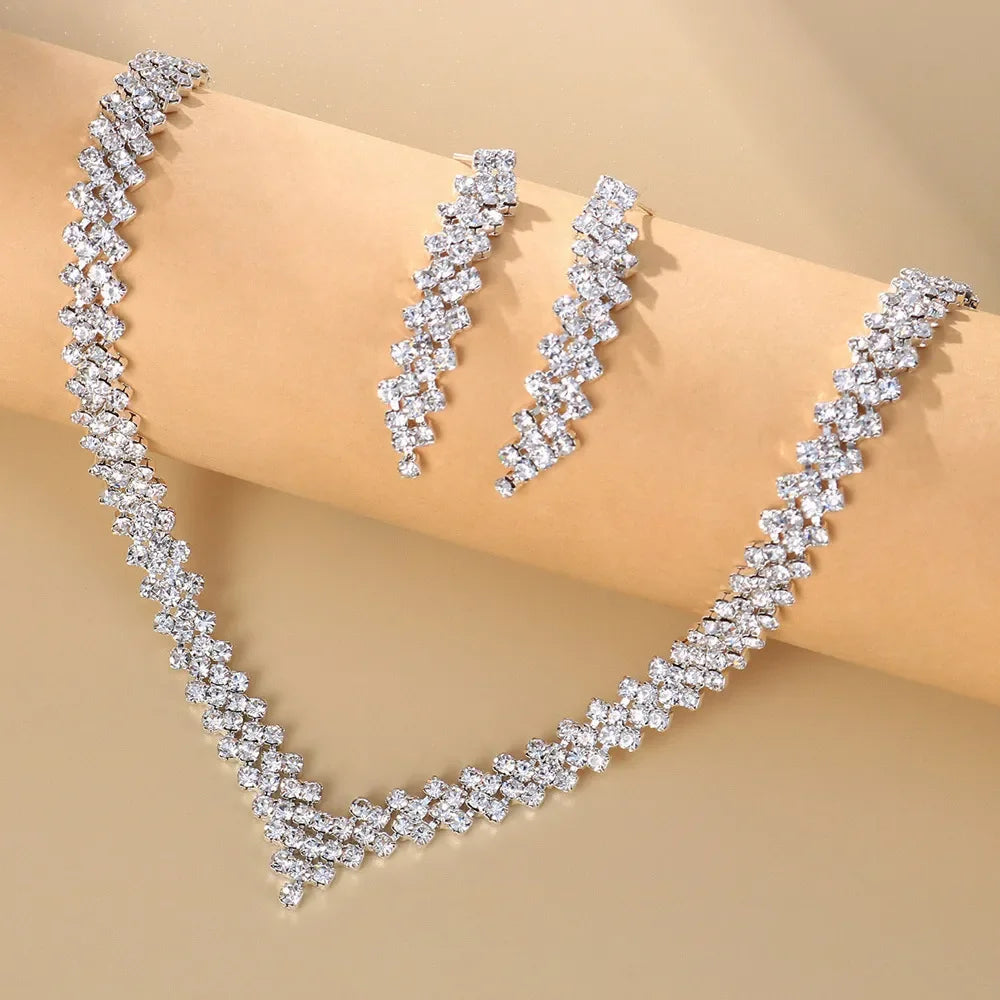 Ensemble Bijoux Mariée Cristal - Collier V et Boucles d'Oreilles