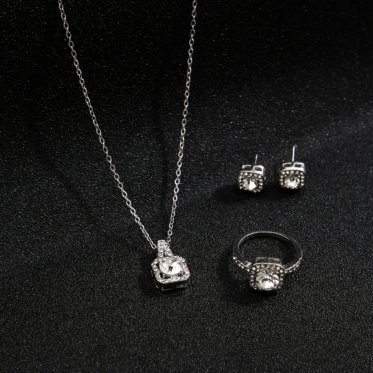 Collier et boucles d'oreilles en Zircon carré pour femmes, bijoux de luxe, de fiançailles, de mariage, brillants, cadeaux de fête, 3 pièces/ensemble