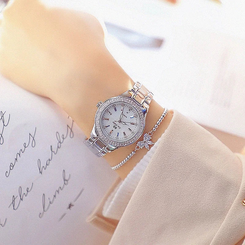 Mode dames montres robe or Montre femmes cristal diamant montres en acier inoxydable argent horloge femmes Montre Femme