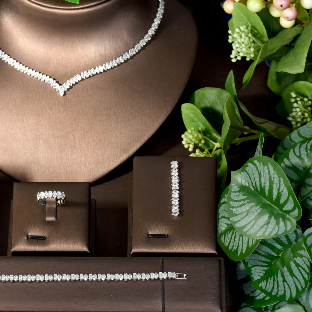 Ensemble Bijoux Luxe 4 Pièces - Collier et Boucles d'Oreilles Zircone