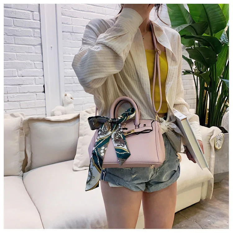 Sac Birkin imprimé écharpe 2025 pour femmes, sac à main à bandoulière en relief à ailes, fourre-tout de luxe à poignée supérieure avec serrure, sac à bandoulière élégant - Lencensa 