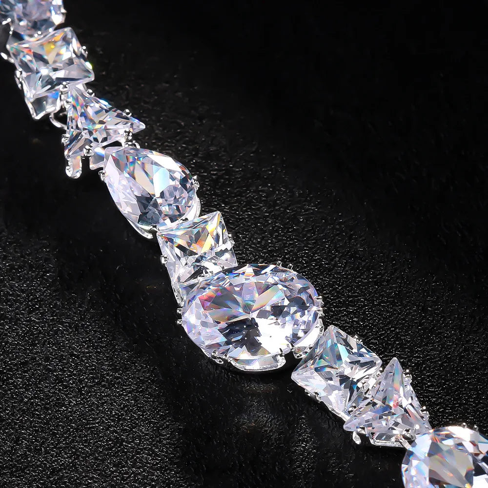 Ensemble Bijoux Mariée Zircon V - Collier et Boucles d'Oreilles Cristal