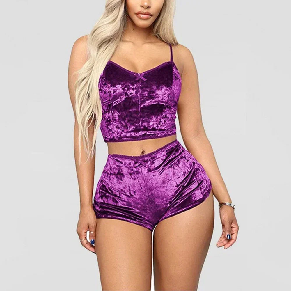 Sous-vêtements confortables en velours et Polyester pour femmes, camisole + short, ensemble pyjama, vêtements de maison, haut sans manches et short