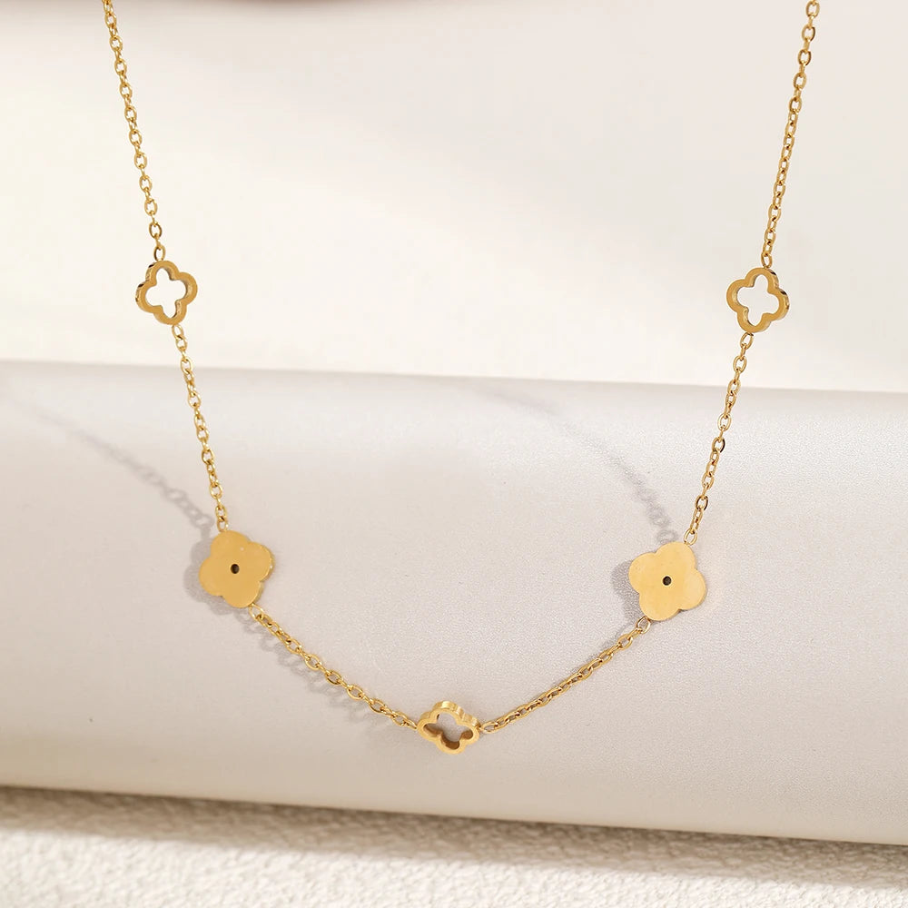 Collier trèfle à quatre feuilles en acier inoxydable pour femmes, Design creux porte-bonheur, chaîne de clavicule Simple à la mode, bijoux cadeaux
