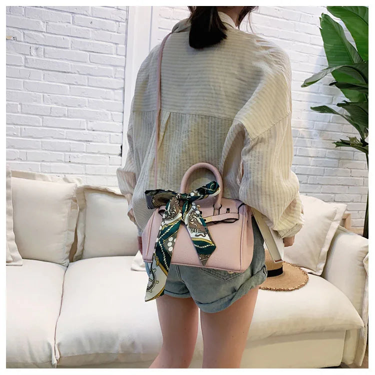 Sac Birkin imprimé écharpe 2025 pour femmes, sac à main à bandoulière en relief à ailes, fourre-tout de luxe à poignée supérieure avec serrure, sac à bandoulière élégant - Lencensa 