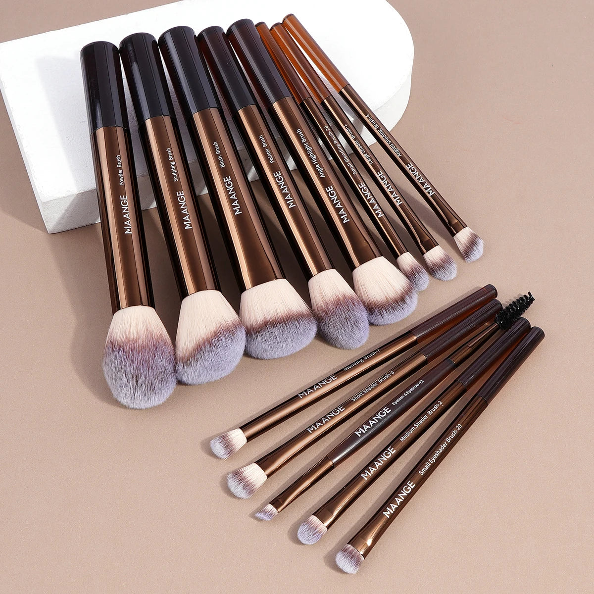 MAANGE 13 pièces ensemble de pinceaux de maquillage fond de teint correcteur poudre fard à paupières Blush brosse Kabuki mélange outil de beauté cosmétique pour le visage - Lencensa 
