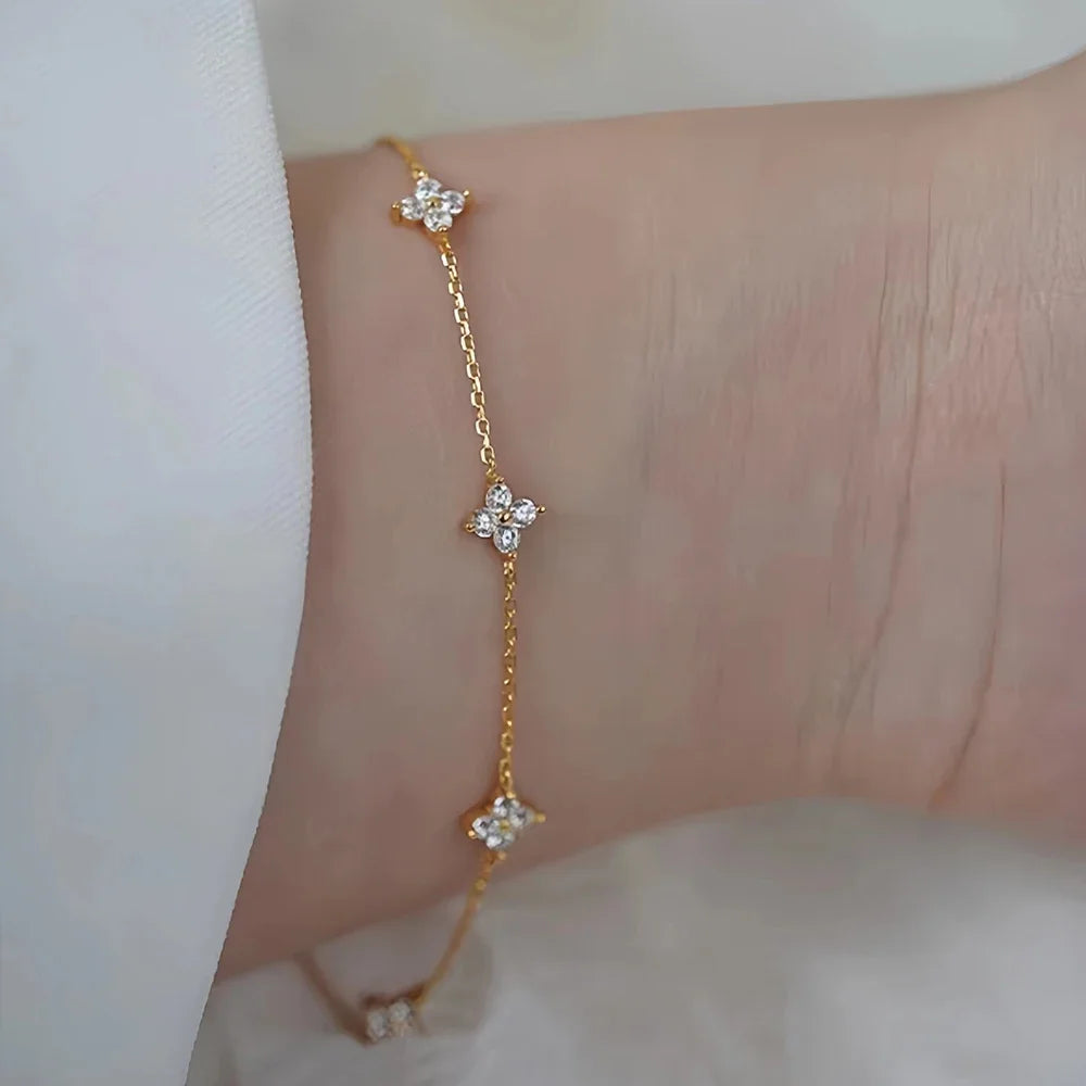 Colliers en acier inoxydable et Zircon pour femmes, plaqué or 18 carats, chaîne à quatre feuilles d'herbe, bijoux de luxe, cadeau, nouvelle collection