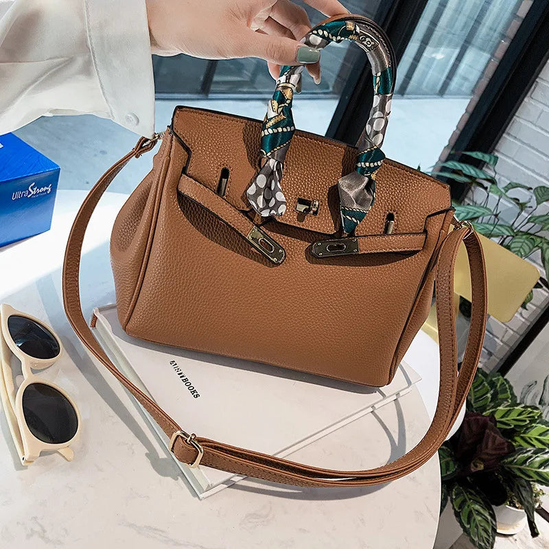 Sac Birkin imprimé écharpe 2025 pour femmes, sac à main à bandoulière en relief à ailes, fourre-tout de luxe à poignée supérieure avec serrure, sac à bandoulière élégant - Lencensa 