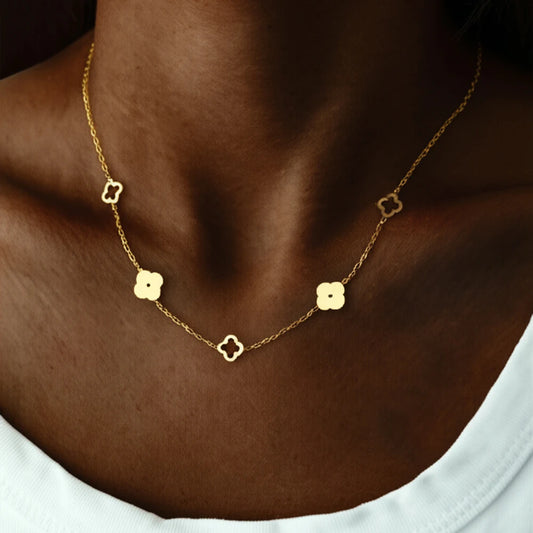 Collier trèfle à quatre feuilles en acier inoxydable pour femmes, Design creux porte-bonheur, chaîne de clavicule Simple à la mode, bijoux cadeaux