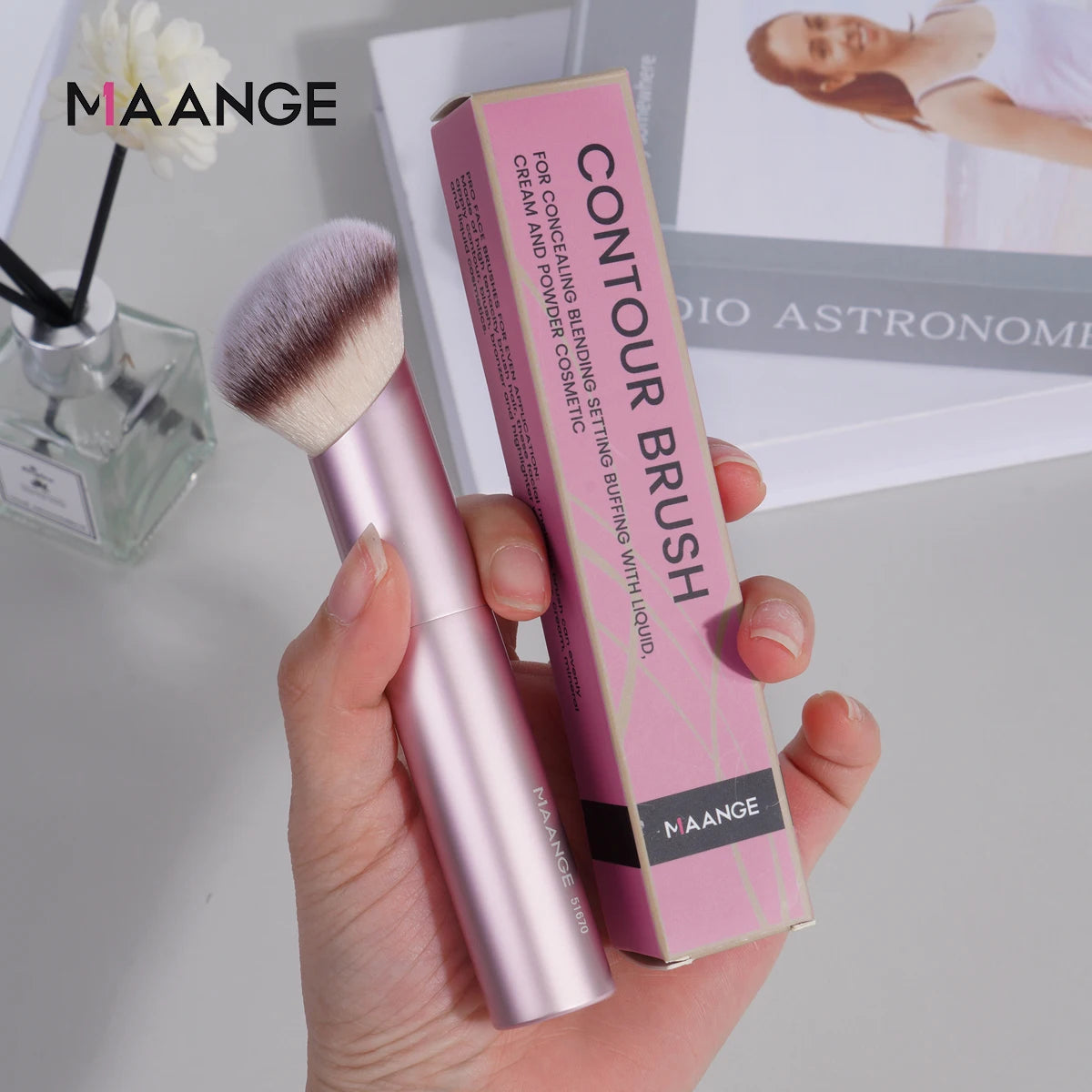MAANGE-Pinceaux de maquillage en angle, 1 pièce, brosse pour fond de teint, correcteur, cosmétique, cheveux doux, oblique - Lencensa 