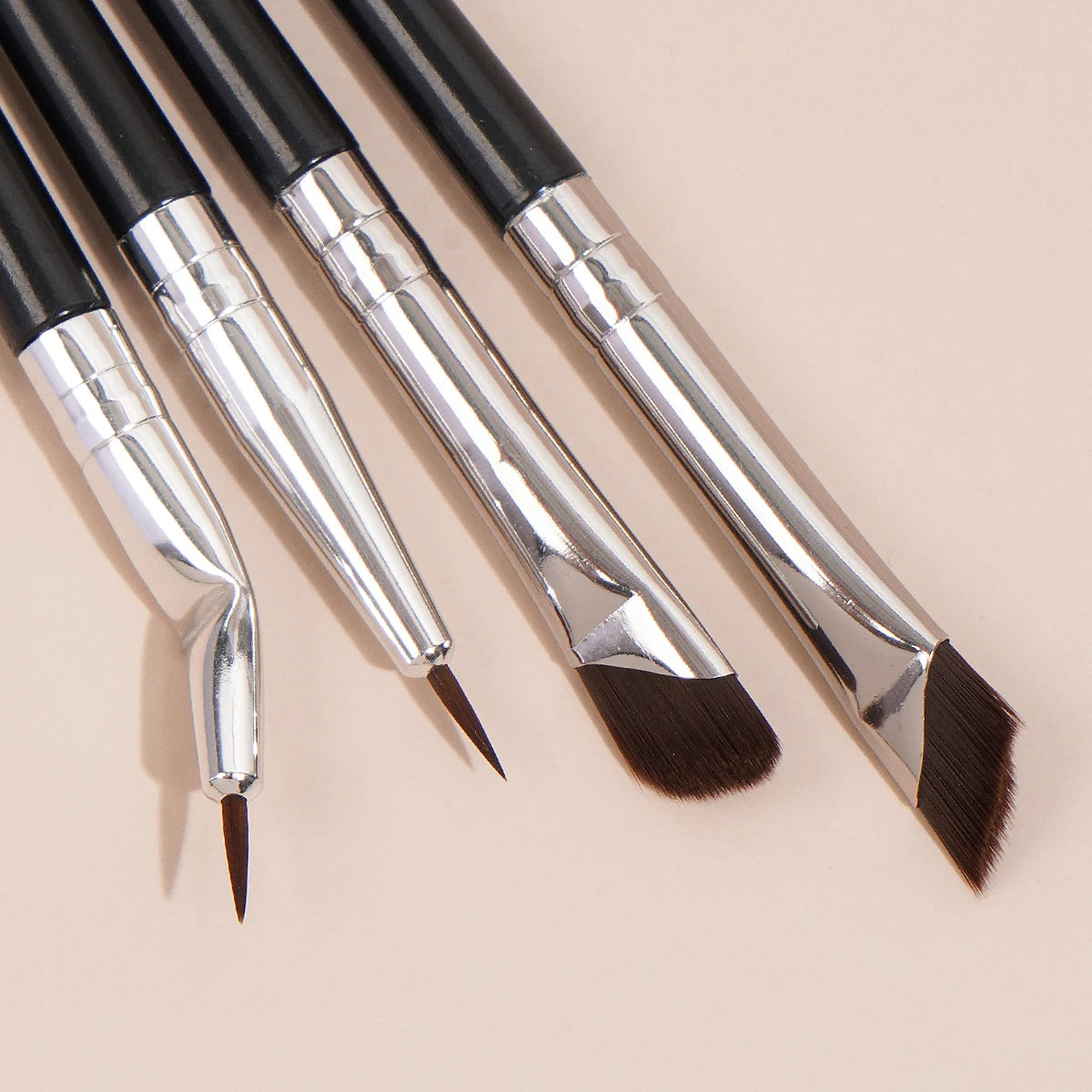 MAANGE-Ensemble de pinceaux de maquillage professionnels pour les yeux, fard à barrage, eye-liner, contour des yeux, outil de maquillage, 4 pièces - Lencensa 